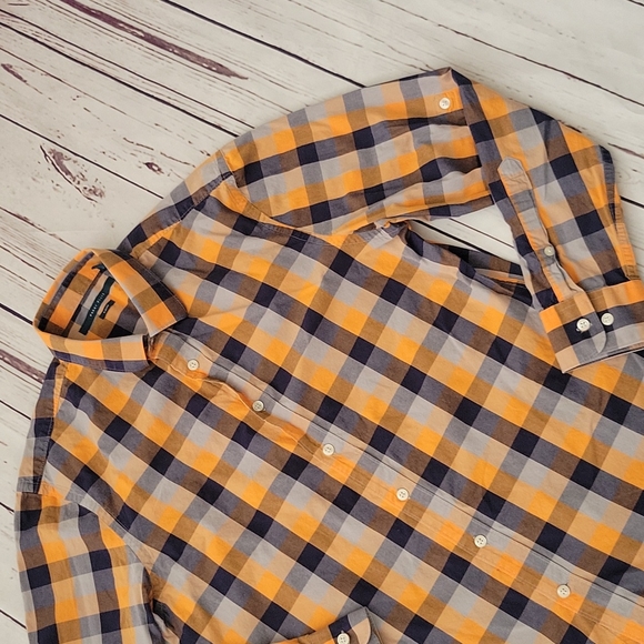 Perry Ellis Button Down - Picture 4 of 8